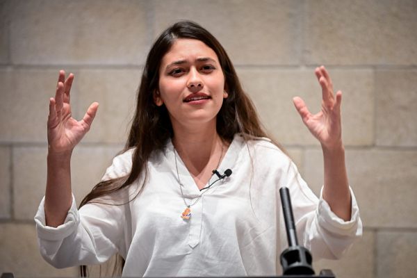 הדר מוכתר משנה כיוון: זו המפלגה אליה הצטרפה