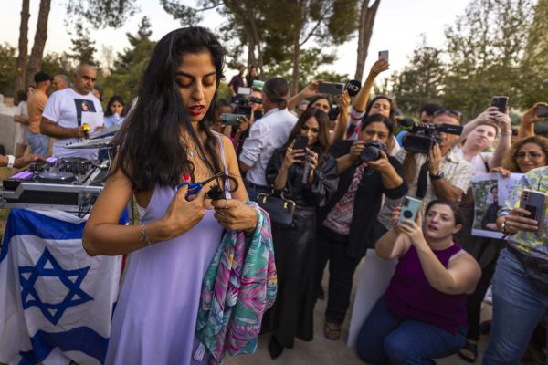 תיעוד: בירושלים ובתל אביב תומכים בנשים האיראניות
