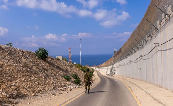 לבנון: אישה סולקה מחוף הים כי לבשה בגד ים