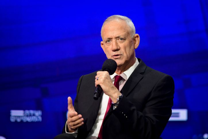 אחרי מעל לעשור: בני גנץ ייפגש עם הנשיא ארדואן