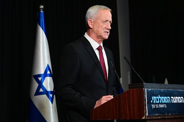 גנץ על מזרחי: "תמיד היה נחוש לשמור על החוק"