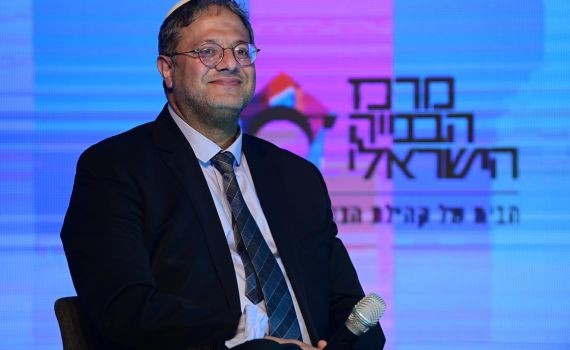 פיצוץ בנגמ"ש | 'לא בטוח שבן גביר לא ילך עם בני גנץ'