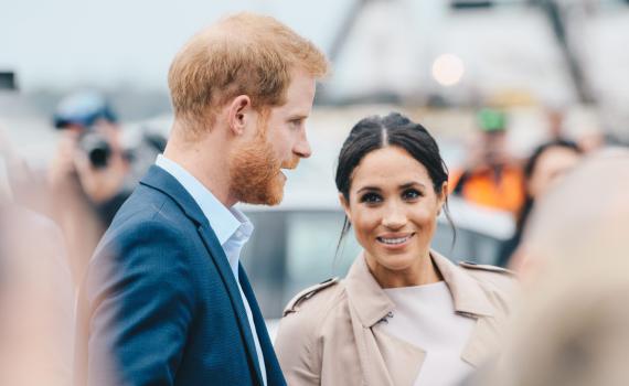 סוף הסכסוך? מייגן מרקל והנסיך הארי מתכננים פיוס