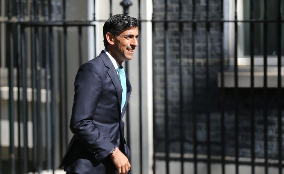 רשמית: רישי סונאק יכהן כראש ממשלת בריטניה