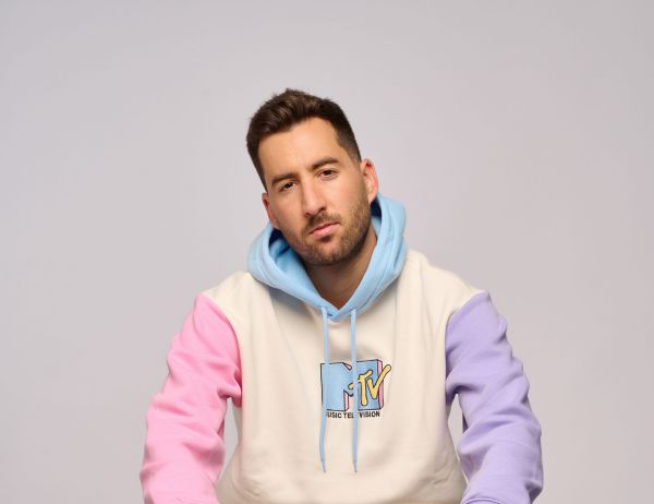 אדיר גץ בסינגל חדש: "חיים שלי את"