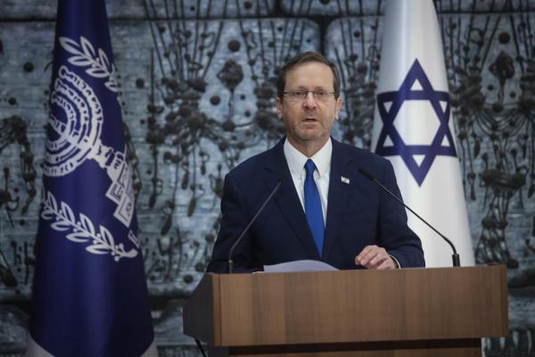 מחפש פשרה: הנשיא יוזם מתווה לפתרון המשבר החוקתי