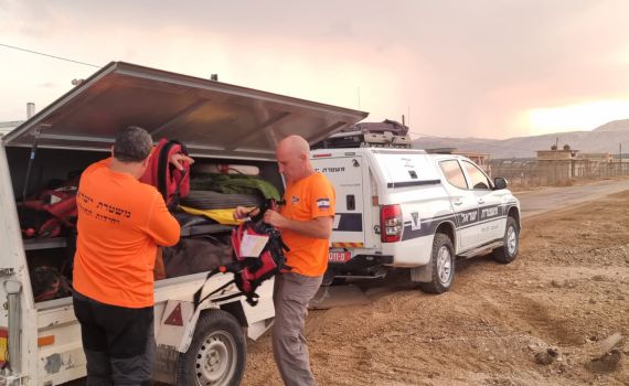 בשל שיטפון: 50 מטיילים חולצו מנחלי מדבר יהודה