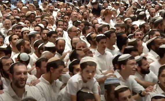 טרי משולחן העריכה: הקפות שניות בישיבת הר המור. צפו