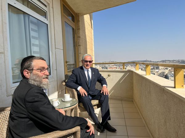 גפני אחרי הפגישה עם נתניהו: תקום ממשלה טובה