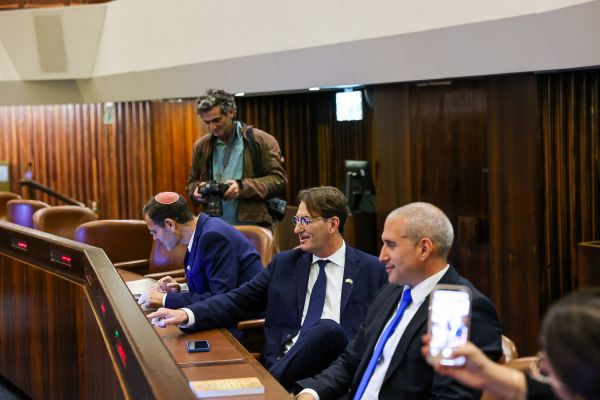 לומדים ומתרגלים: הח"כים החדשים הגיעו לכנסת