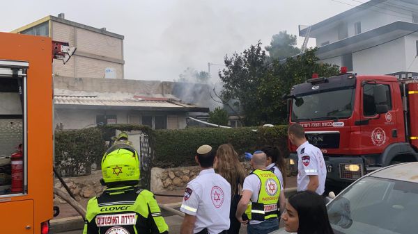 פתח תקוה: בן 86 נספה בשריפה בביתו