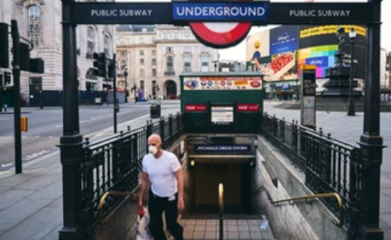 לאחר 411 ימים: נרפא הבריטי שהיה חולה בקורונה