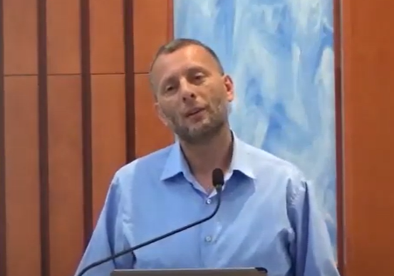 תלמידו של הרב טאו: שאף אחד לא ישפוט אותנו