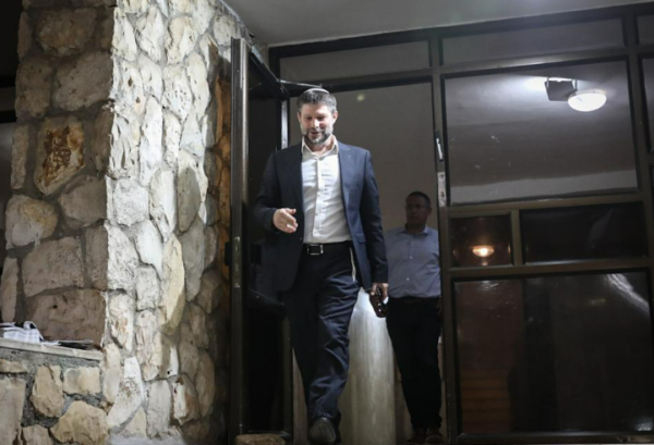 הקרב על התיקים | פגישה בין דרעי לסמוטריץ'