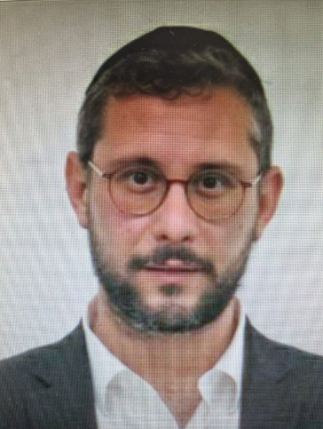 זה המורה החשוד בעבירות מין בקטינים