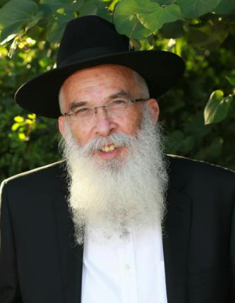 בכל הארץ: תפילות לרפואתו של הרב מרדכי שטרנברג