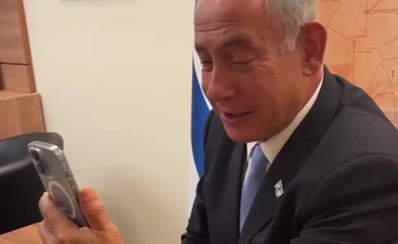 צפו: נתניהו בירך את הבלוגר הסעודי על הניצחון בקטאר