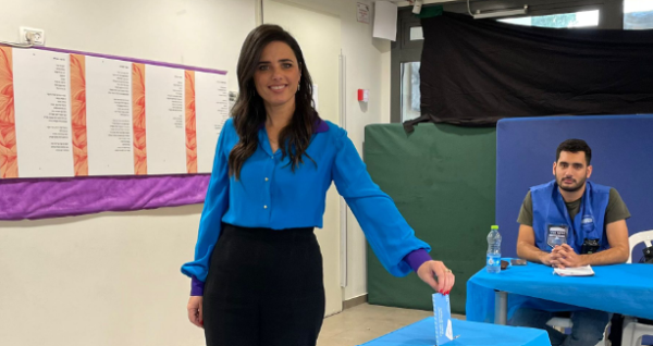 איילת שקד: משיחות שלי עם סוקרים, אין לימין 61 מנדטים