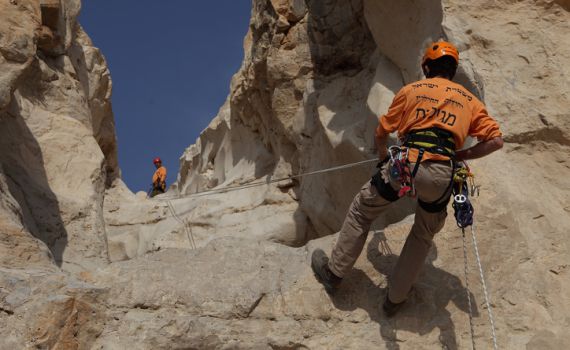 סריקות אחר מטיילים שטרם אותרו