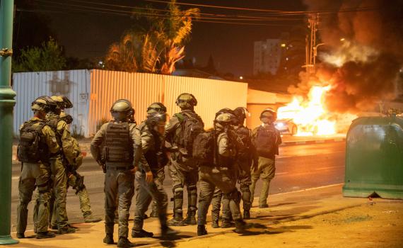 שני ערבים הורשעו בתקיפת חייל במהלך פרעות תשפ"א