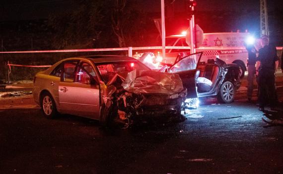 לילה קטלני בכבישים: שני הרוגים בתאונות דרכים