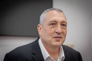 ניר חפץ מטיל פצצה: "אם זה היה קורה - לא הייתי עד מדינה"