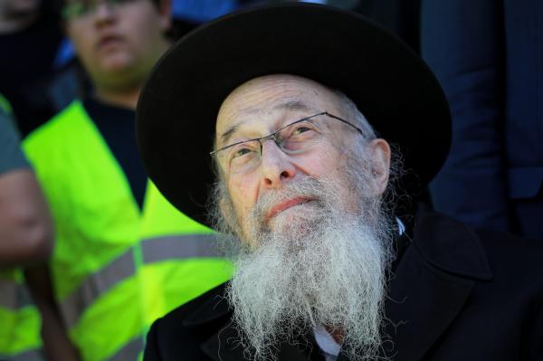 האב השכול מגיב לרב טאו: "זו לא אחדות"