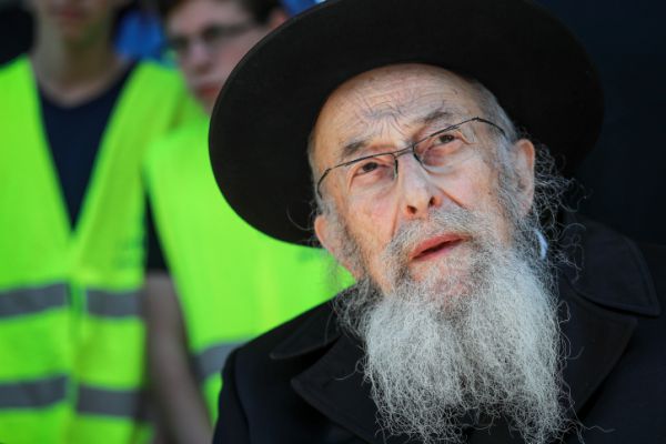 המאבק הסמוי בפרשת הרב טאו