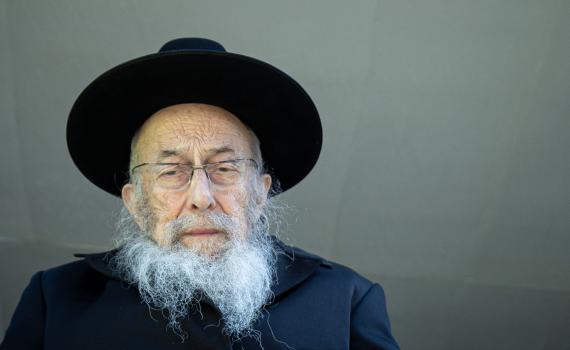 במהלך החקירה: הרב טאו התעמת עם נחמה תאנה