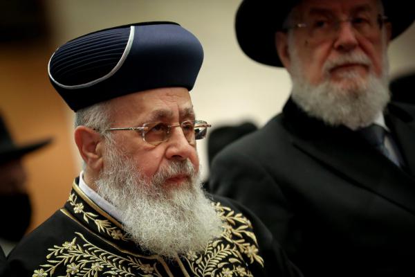 לפיד לנתניהו: תגנה את דברי הרב יצחק יוסף