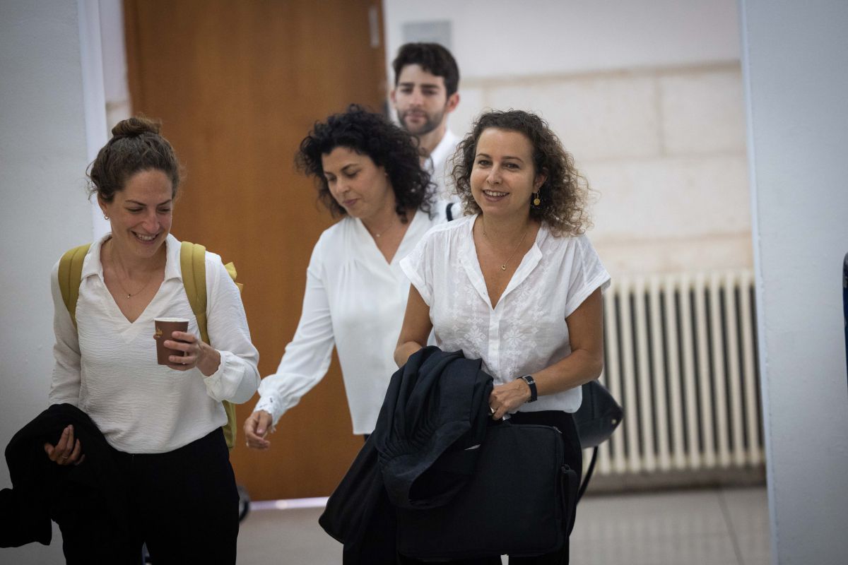 משפט נתניהו | התובעת הראשית יוצאת להתקפה