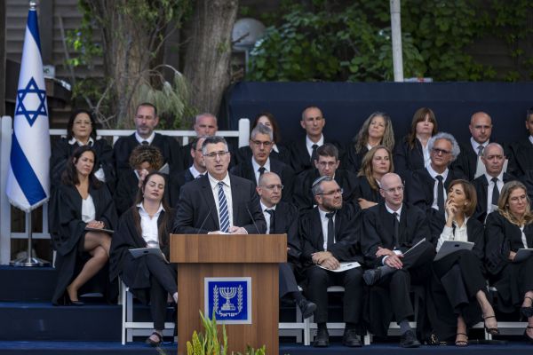 "מחשבה ששופטים מתמנים בלי פוליטיקה – לא נכונה"