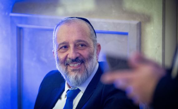 גורם פוליטי: ”דרעי סימן את הבריאות כיעד מראש”