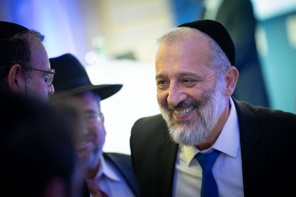 מאוד פשוט: זה הפיתרון המשפטי לכהונת דרעי כשר
