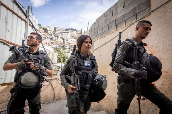 לפנות בוקר: המשטרה עצרה 4 מתפרעים בסילוואן