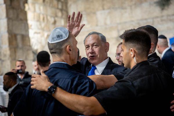 מדגם 14: נתניהו עם 31 מנדטים, לגוש הימין יש ממשלה