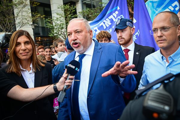 ליברמן מאוכזב: "לפעמים יש עליות, לפעמים יש ירידות"