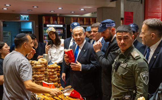 ניתוח: אחרי שנה וחצי הימין הצליח להעיר את המצביעים