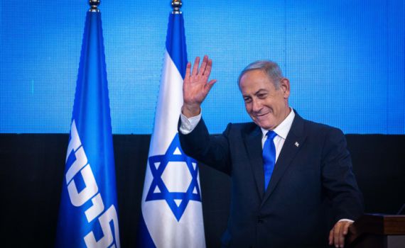 צפו: היריב היחיד של נתניהו שחזה את חזרתו