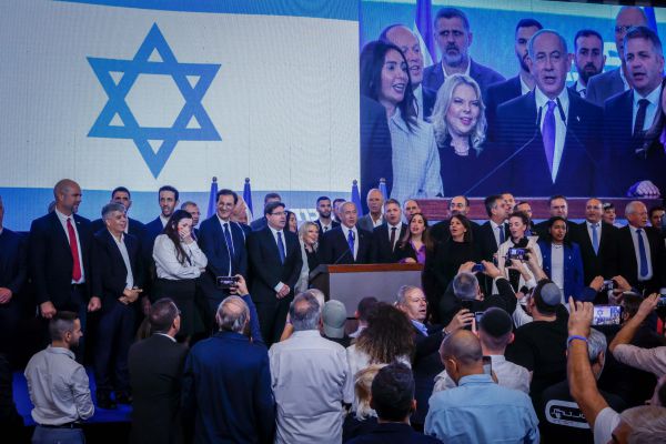 חושבים קדימה: למה שרי הליכוד לא מתפטרים?