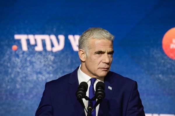 לפיד מגיב לתוצאות: "אין לנו שום כוונה לעצור"