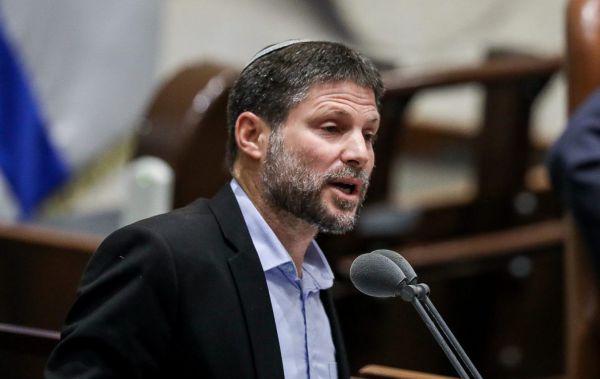 סמוטריץ' נשאר בארץ: "להקים ממשלה בהקדם"