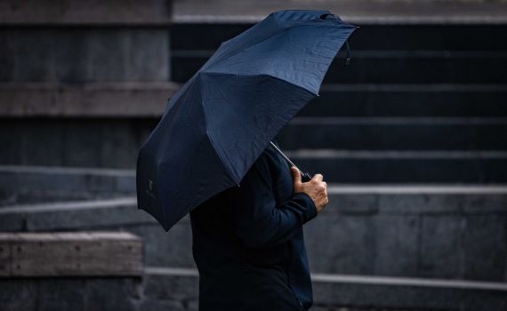 החורף חזר: כדורי ברד גדולים בירושלים. צפו