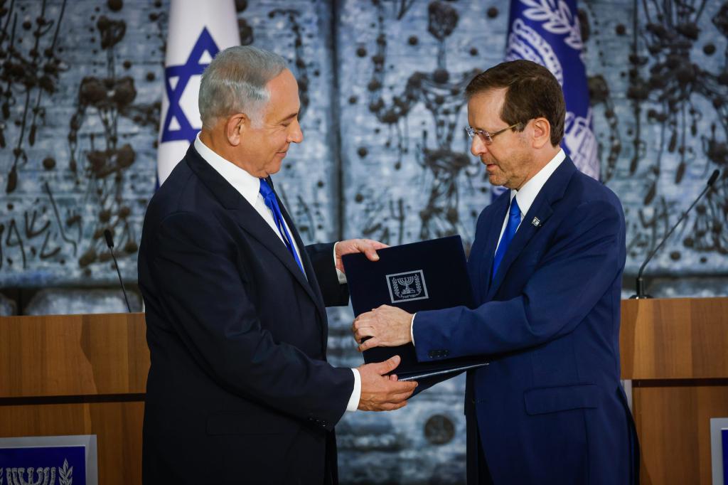 אחרי הטעות המביכה: העקיצה של הרצוג ללשכת נתניהו