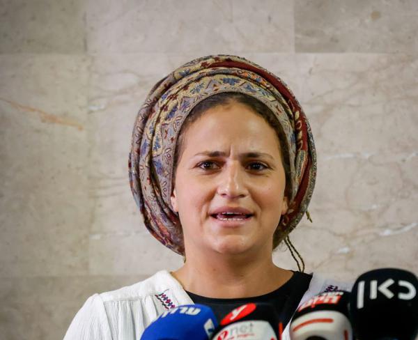 "מקפידה לא להפוך למה שאומרים על שרה נתניהו"