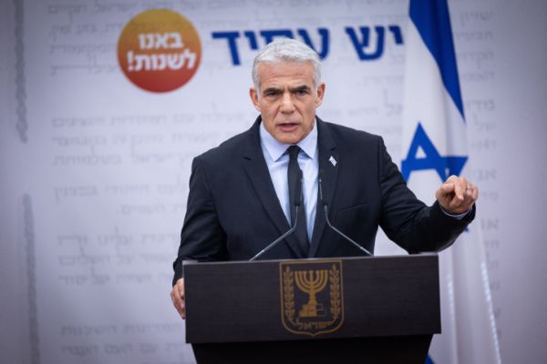 לפיד על בן גביר: ”מורשע בטרור נלחם נגד צה”ל”