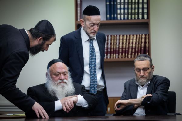 בשל הסיכום עם סמוטריץ' וש"ס: פיצוץ עם יהדוה"ת