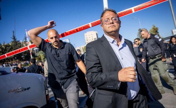 "מי שמעודדת את המחבלים לא צריכה לשדר בגלי צה"ל"