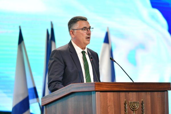 שר המשפטים על תוכנית הימין: רעה, לא מאוזנת