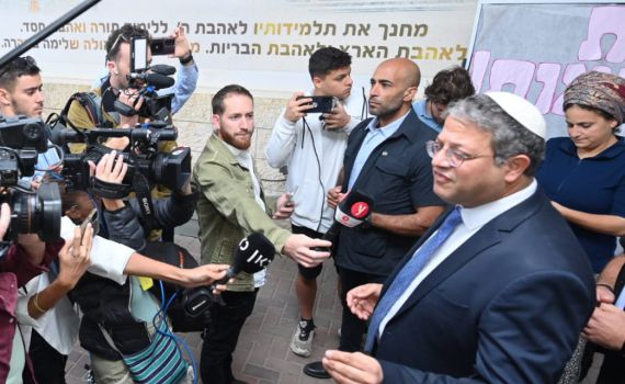 בן גביר לסרוגים: "עדיין לא תופרים את החליפות"